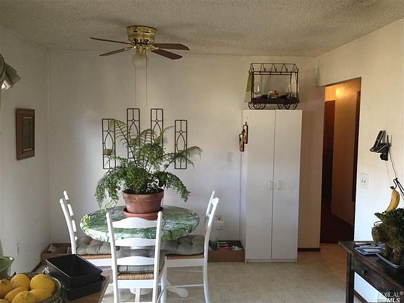 3rd image of 155 Wakefield Dr
