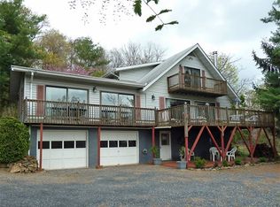 51 Parna Rd, Linden, VA 22642