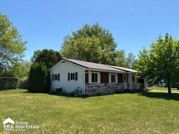 3345 Linger Ln, Saginaw, MI 48601
