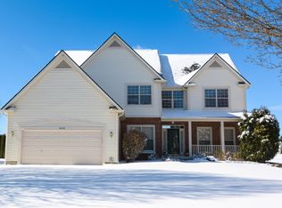 6028 Trent Ct, Lewis Center, OH 43035