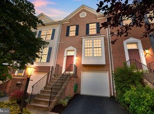9838 Cheshire Ridge Cir, Manassas, VA 20110