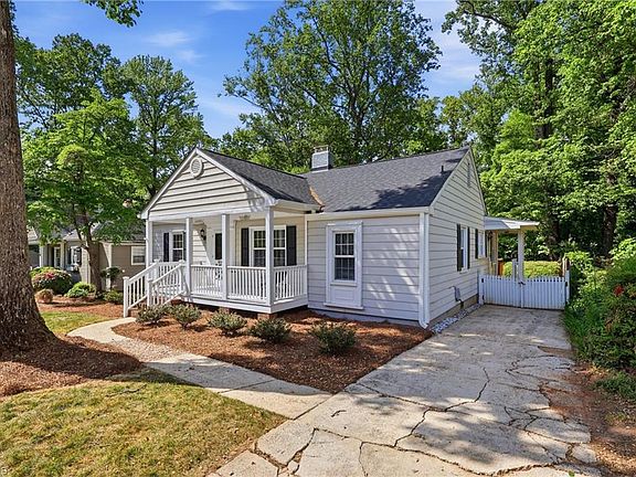 5th image of 1814 Colonial Ave
