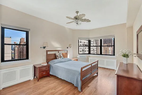Sold by Compass | media 4