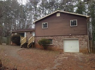 2271 Chestnut Log Loop, Lithia Springs, GA 30122