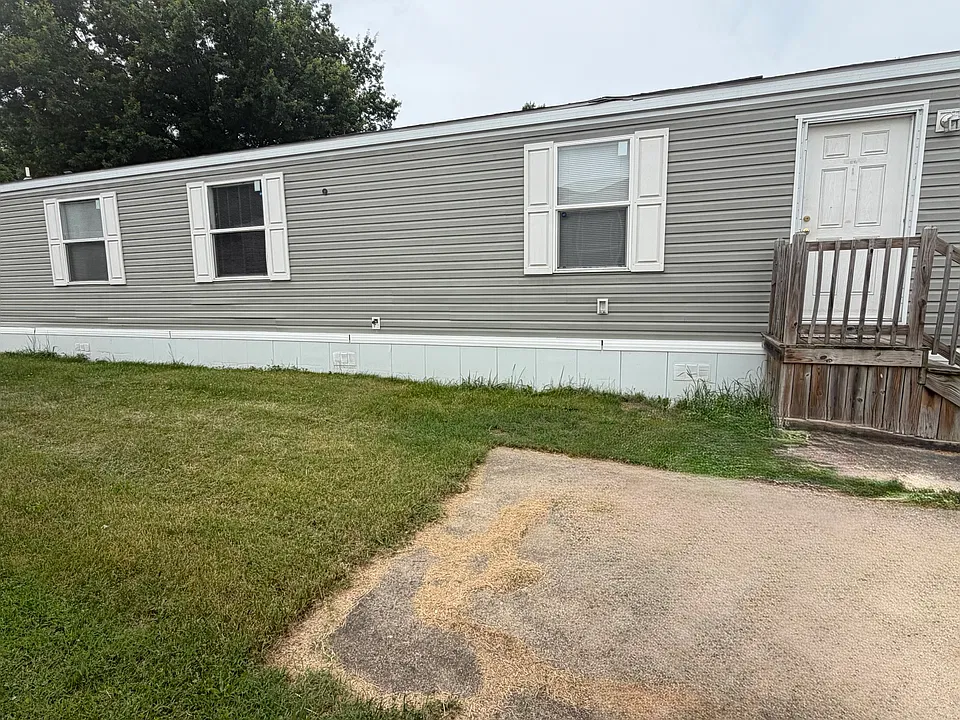 2088 E Empire Ave #216