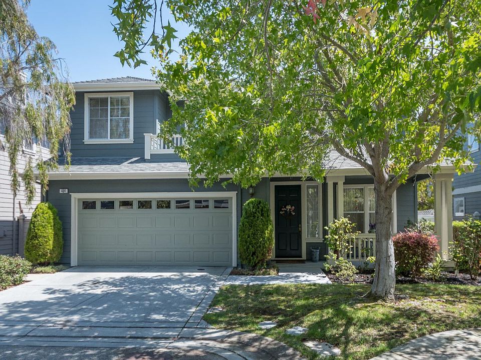 1st image of 404 Solstice Ln