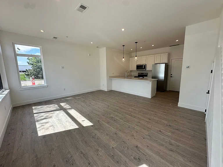 150 Rothrock Pl — Photo 13