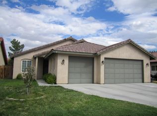 648 Pinon Ct, Ridgecrest, CA 93555