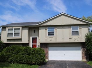 589 Parkside Ct, Crystal Lake, IL 60012