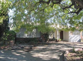 5240 Strohm Ave, North Hollywood, CA 91601