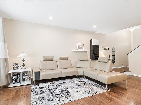 5th image of 87 E Preserve Dr