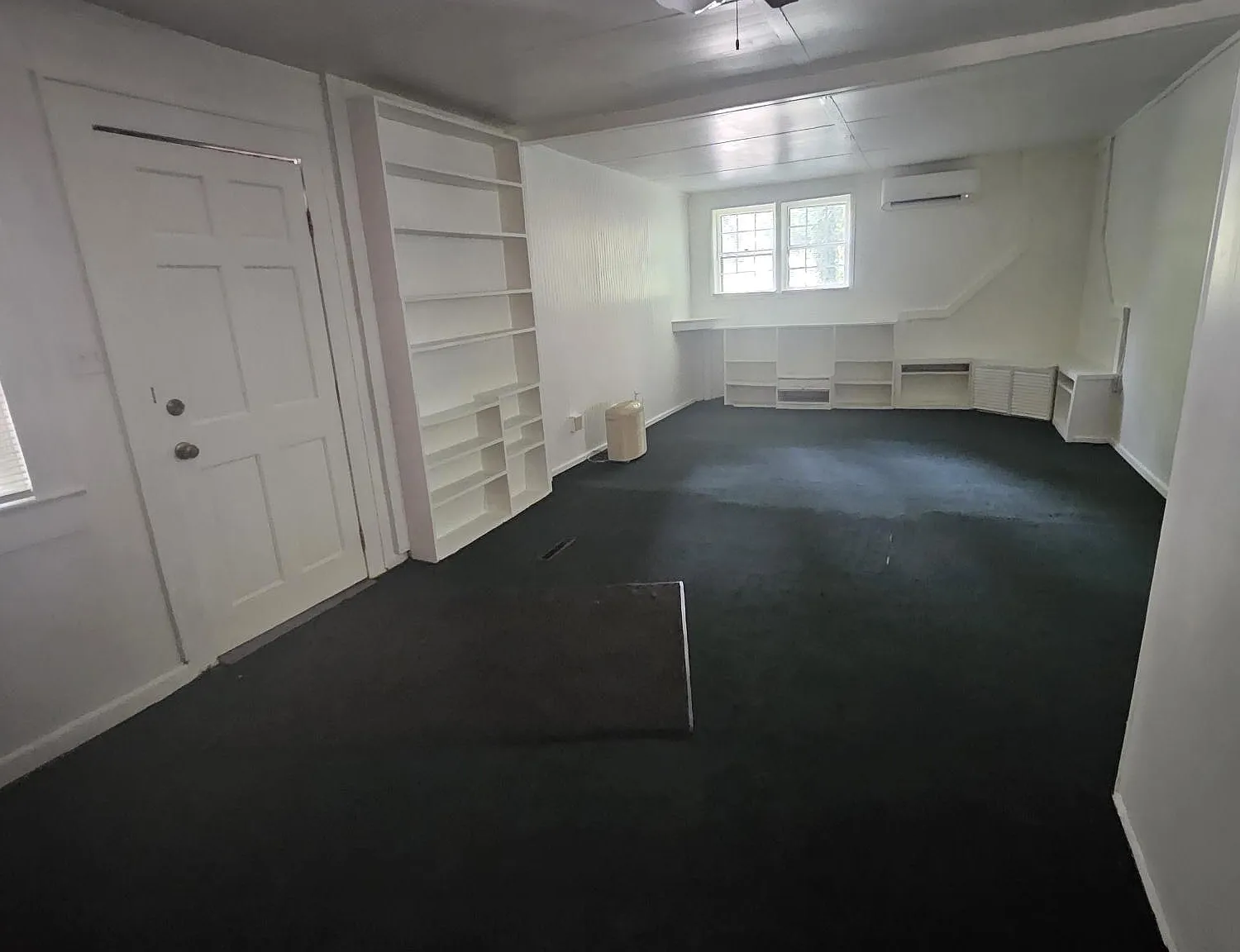 1 bed, 400 sqft, $850 — Photo 1