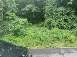 45 Chatham Ter, Yonkers, NY 10710