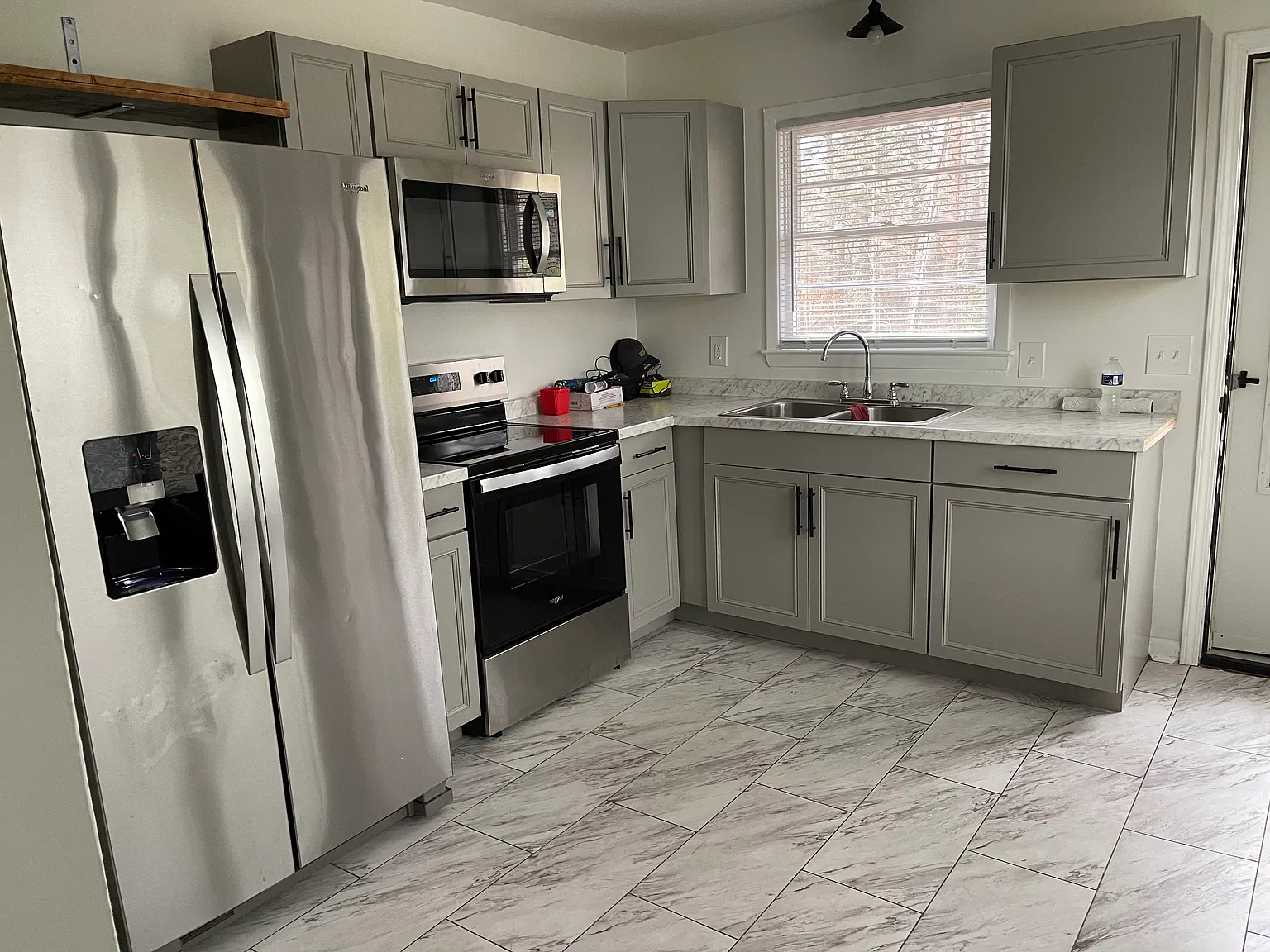 2 bed, 900 sqft, $1,400 — Photo 3