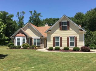 210 Sandstone Dr, Hampton, GA 30228