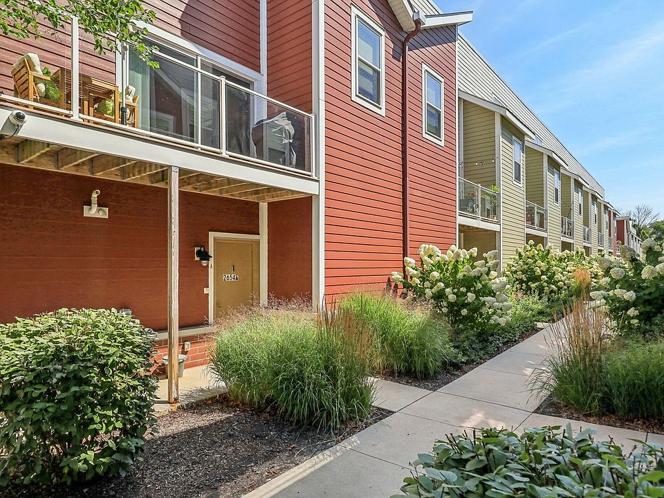 Row House 31 Exterior
