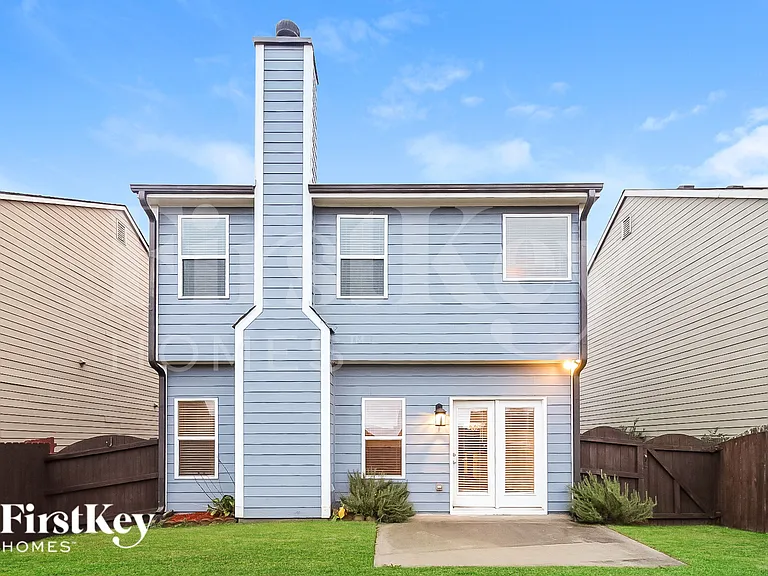 2071 Lily Valley Dr — Photo 15