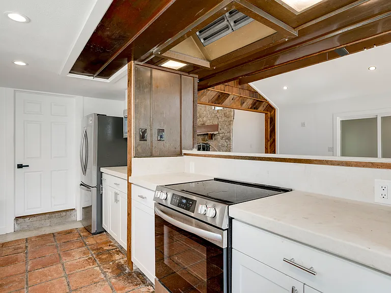 1217 Lost Oak Trl — Photo 8