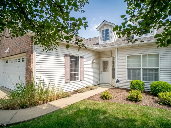 4338 Greenway Trail St NW Unit 36, Massillon, OH 44647