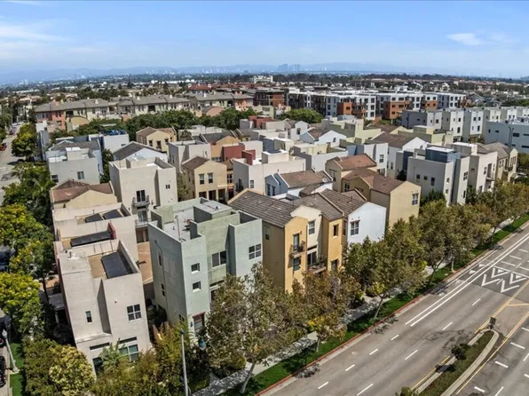 13027 Bluff Creek Dr, Playa Vista, CA 90094