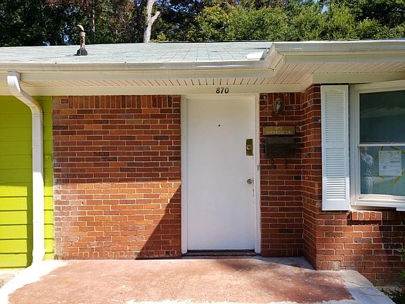 2nd image of 870 Sherwood Cir