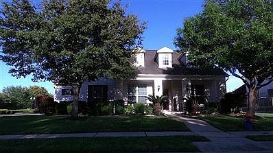 1st image of 3205 W Oaks Blvd