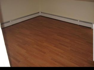 1483 N Main St APT 3, Fall River, MA 02720