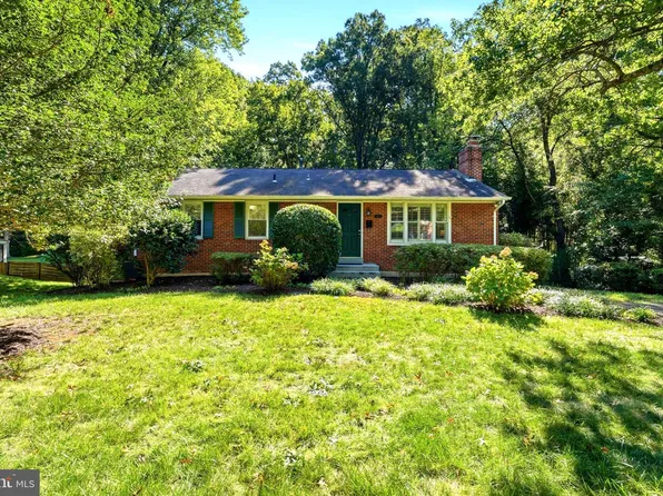 4513 Willet Dr, Annandale, VA 22003