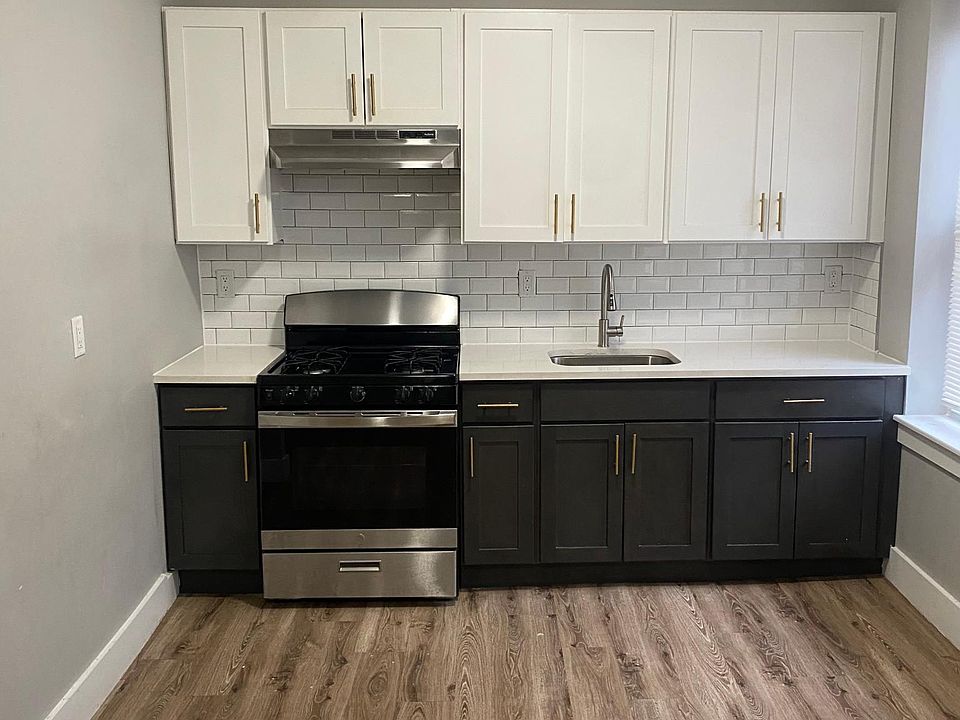 1st image of 700 Chancellor Ave #303