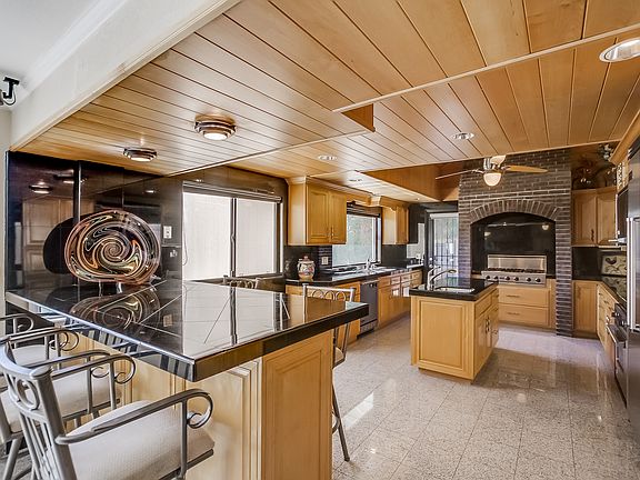 3rd image of 15139 El Selinda Dr