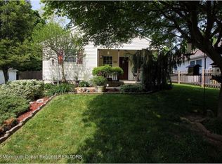 3 East St, Freehold, NJ 07728