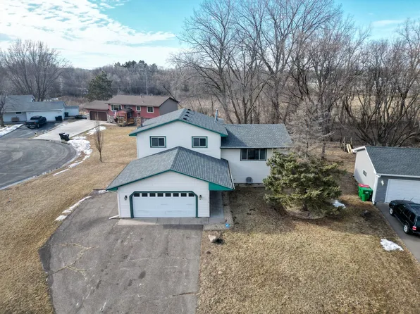 10938 Eagle St NW, Coon Rapids, MN 55433