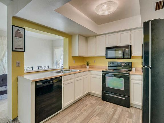 5th image of 5062 N 71st Ave