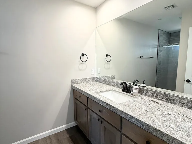 7350 Goleta Ave — Photo 15