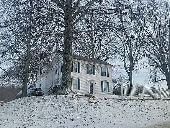 3rd image of 3574 Slater Rd