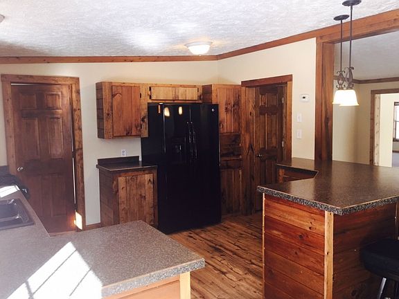 Another view of the kitchen.