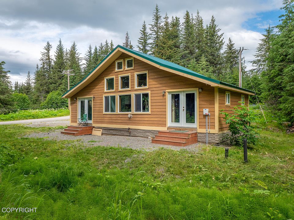 1st image of 40996 Woodman Ln