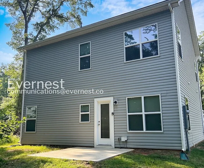 106 Elwood St — Photo 18