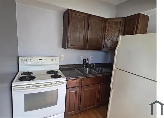 18711 Schoolcraft #7 — Photo 11