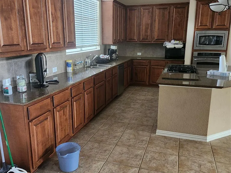 4627 Lake Knoll Ct — Photo 6