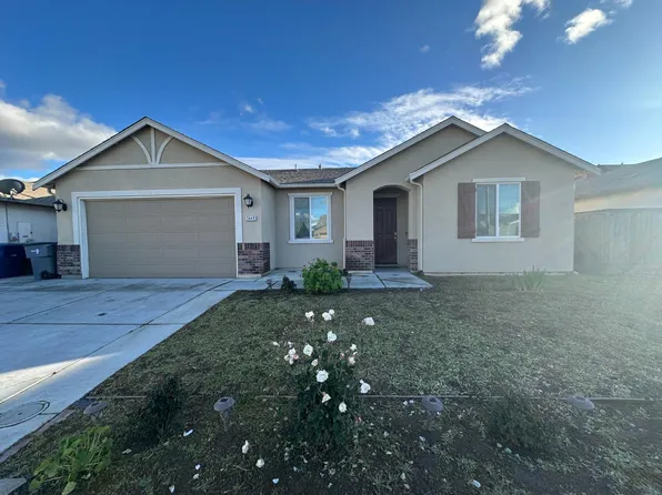 5448 E Laurite Ave, Fresno, CA 93727