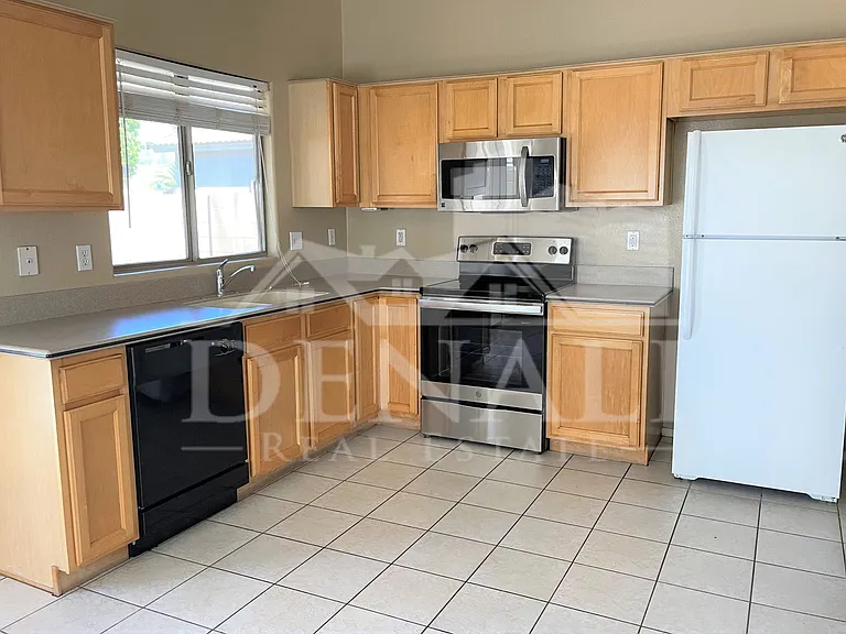 8736 E Nido Cir — Photo 5