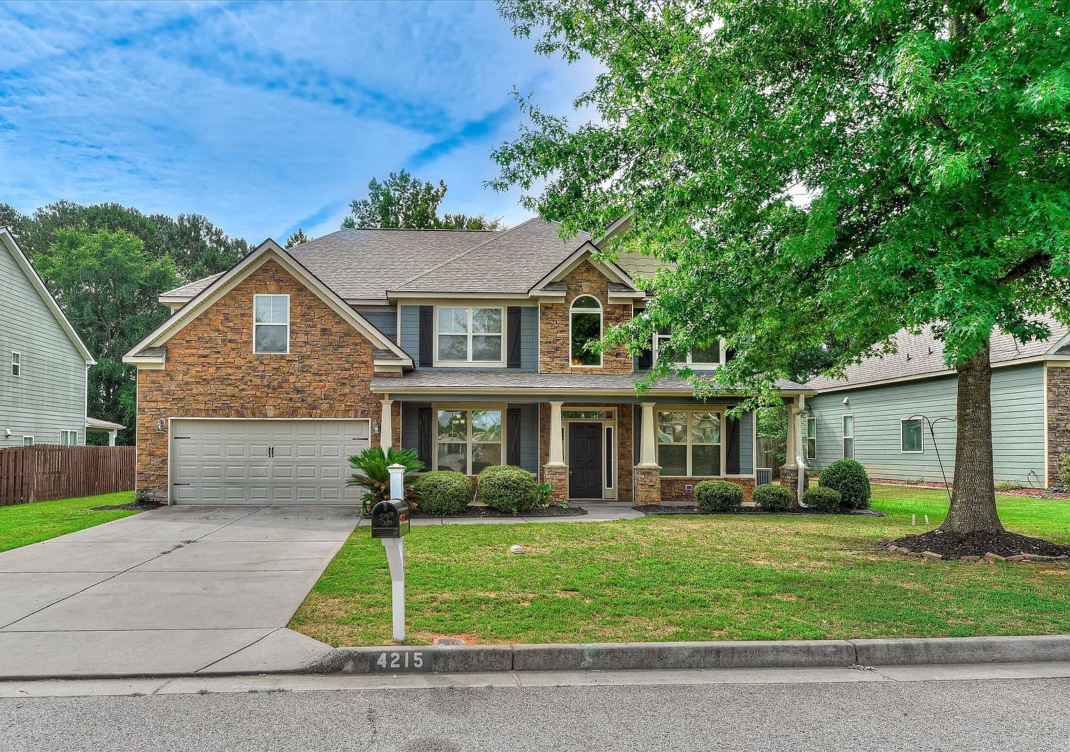 Spacious Home located in Evans! — Photo 2