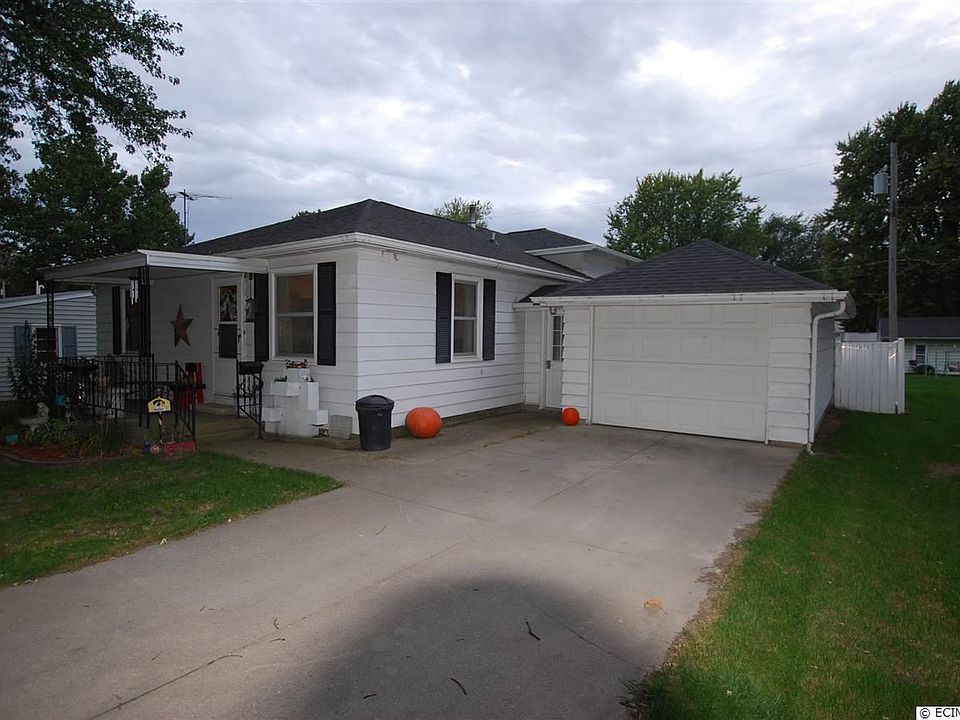 1st image of 718 2nd St NE