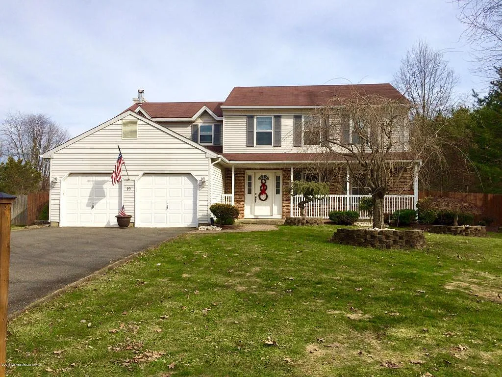 19 Lincolnshire Dr photo 1