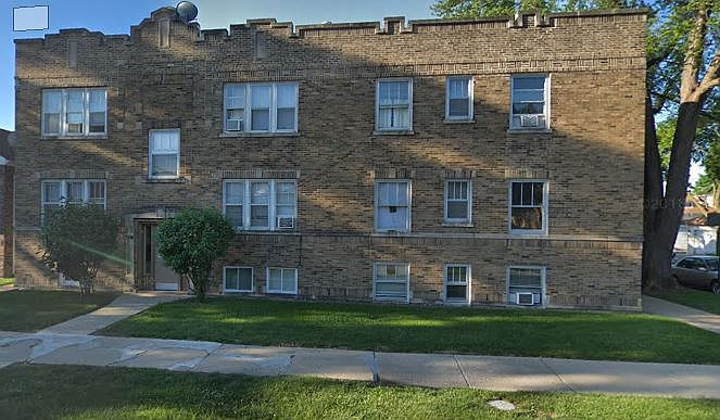 2nd image of 5259 W Nelson St #2