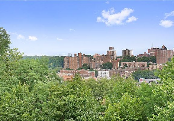 4th image of 3475 Greystone Ave APT 6D