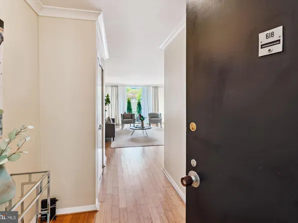 3001 Veazey Ter NW APT 618, Washington, DC 20008