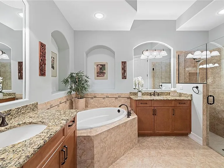 6513 Caldecott Dr — Photo 25