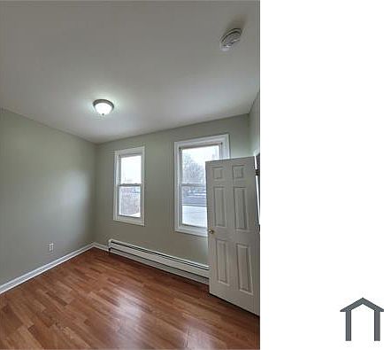 3rd image of 210 N 19th St #3